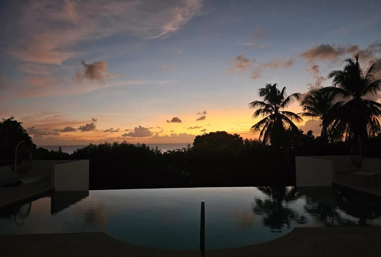 Purple Haze - Infinity Pool Holiday Home Minutes From The Island'S Best Beaches Saint James