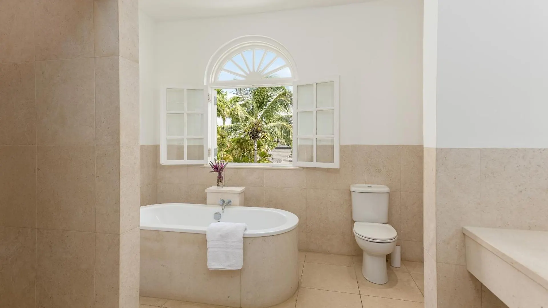 Villa Purple Haze - Infinity Pool Holiday Home Minutes From The Island'S Best Beaches Saint James Barbados